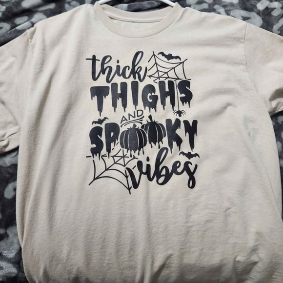 Women's Halloween Shirt - Picture 1 of 1